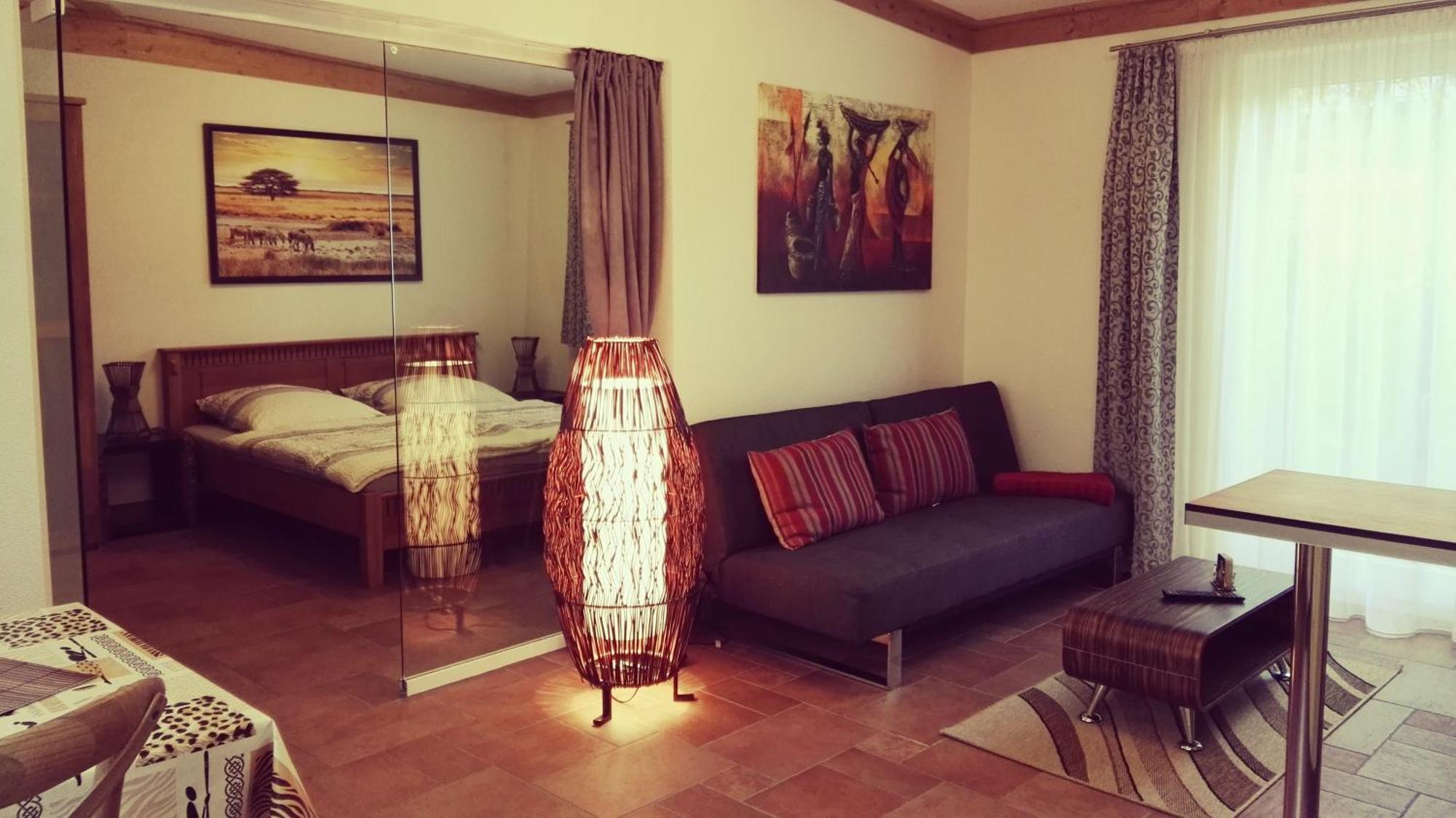 4 Apartment *